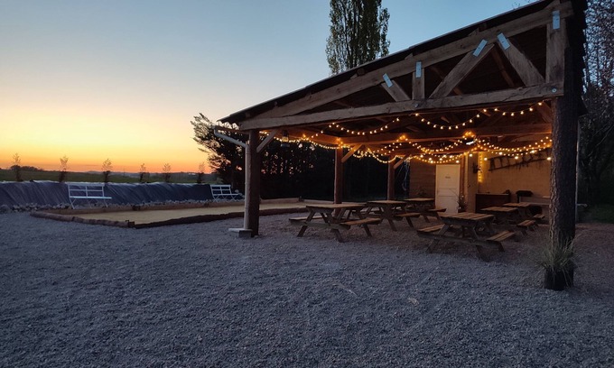 Bellon Cabaña | Domaine Jasmin sleeps 36 / 6 gîtes