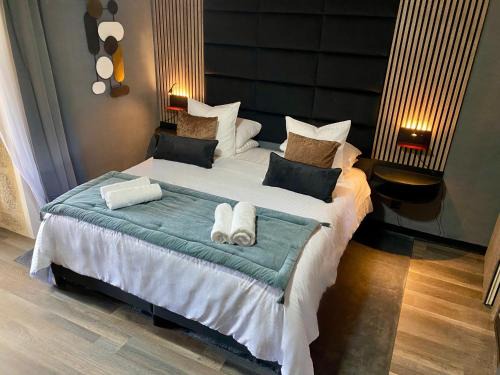 Les Quatre-Routes-du-Lot Cama Y Desayuno | Domaine VALENQUERCY