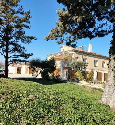 Monteux Casa | Domaines des confines