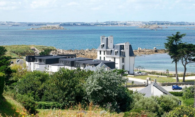 Plougasnou Apartamento | Domaines des Roches Jaunes by Interhome