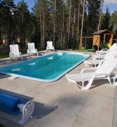 Sulecki Borek Cabina | Domek Aleksander z basenem, banią ruską i sauną