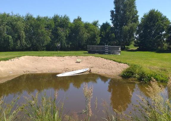Ilawa Cabina | Domek letniskowy na Mazurach nad stawem