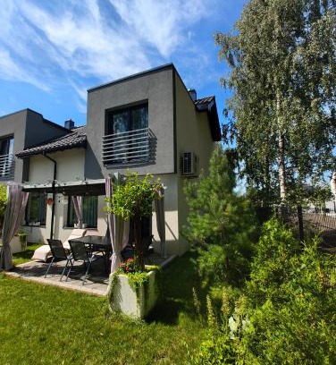 Chrzanow Apartamento | Domek Zielone Marzenie