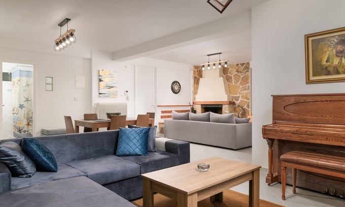 Spata-Artemida Apartamento | Domelia's Luxury Apartment near airport & beach II
