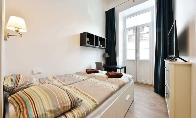 Old Town Apartamento | Domillion Duplex Apt. 11 ppl 4baths Vokieciu V10C!