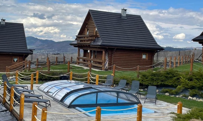gmina Słopnice Chalet De Esquí | Domki Zagroda Domek z bala z basenem & sauna & balia z hydromasażem
