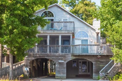 Caine Woods Casa | Donarum House 206