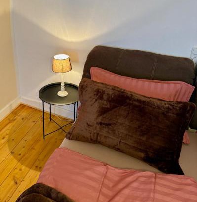 Wolfhagen Apartamento | Doppelhaushälfte - gemütlich wohnen im Fachwerkhaus - 5 Schlafzimmer, 2 Bäder