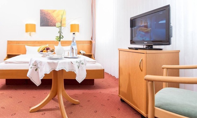 Bad Bergzabern Casa | Doppelzimmer Basic - Hotel Pfälzer Wald