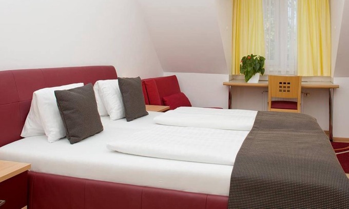 Rust Apartamento | Doppelzimmer mit Du/wc - Hotel am See Rust