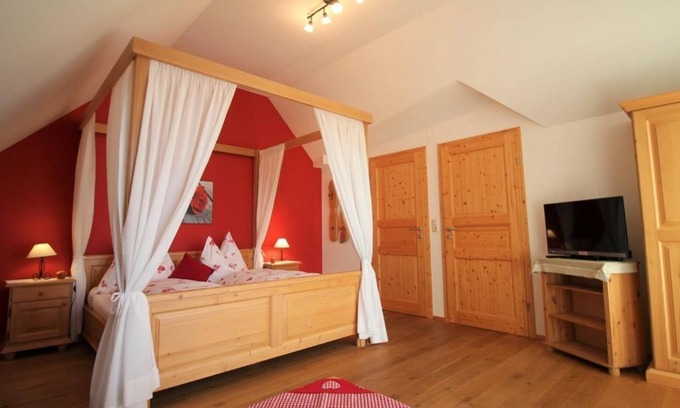 Eichkogl Otro | Doppelzimmer - Obst- & Gästehof Brandl