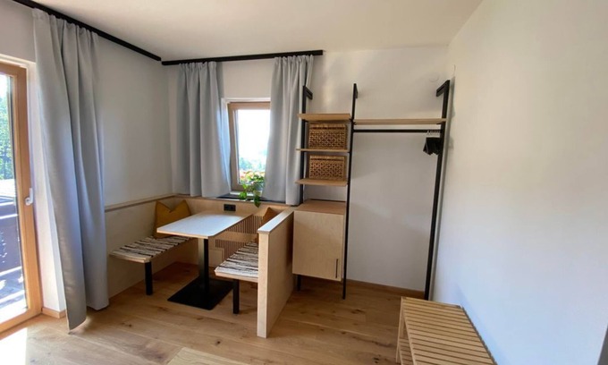 Wiesing Apartamento | Doppelzimmer - Waldruh