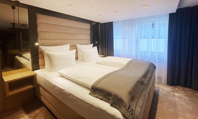 Reutlingen Hotel | DORMERO Hotel Reutlingen