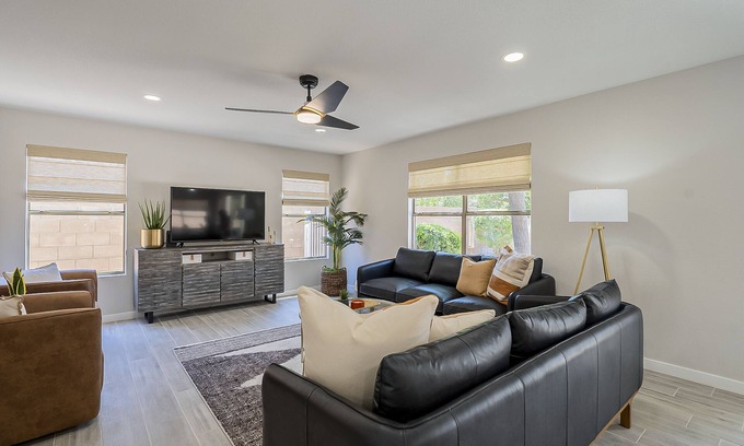 Neely Farms Casa | Dos Palmas - Gilbert Poolside Retreat