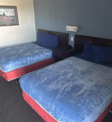 Amarillo Apartamento | Double Bed Hotel Room 126