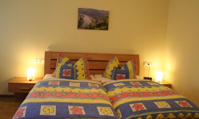 Uerzig Cama Y Desayuno | Wein- und Gästehaus Hermann-Josef Schmitz - Habitación doble, ducha, inodoro, para no fumadores