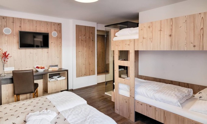 Jerzens Casa | Double room Deluxe with half board - Hotel Venetblick GmbH