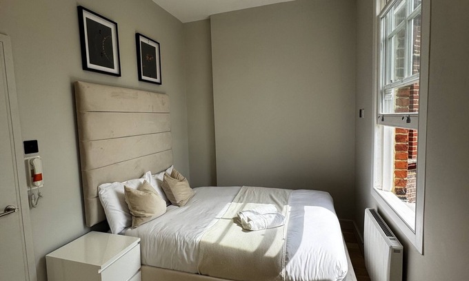 South Hampstead Apartamento | Habitacion Doble-Clásico-Baño con ducha-Vista a la Ciudad