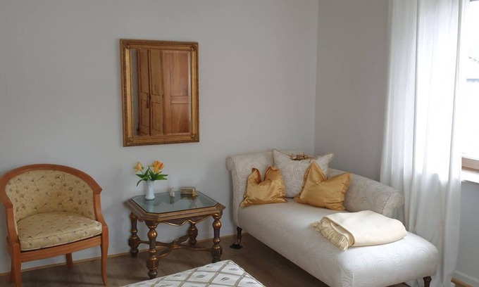 Maring-Noviand Apartamento | Double room - Guest room in the Liesertal