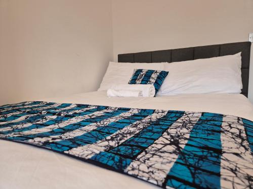Chelmsford Casa | Double Room in a shared 4 bedroom family home in Broomfield