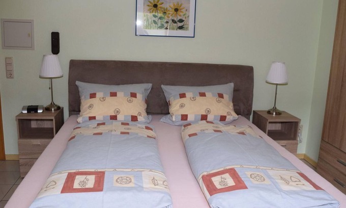 Zeltingen-Rachtig Apartamento | Double room mountain side - Gästehaus Herbert Kappes