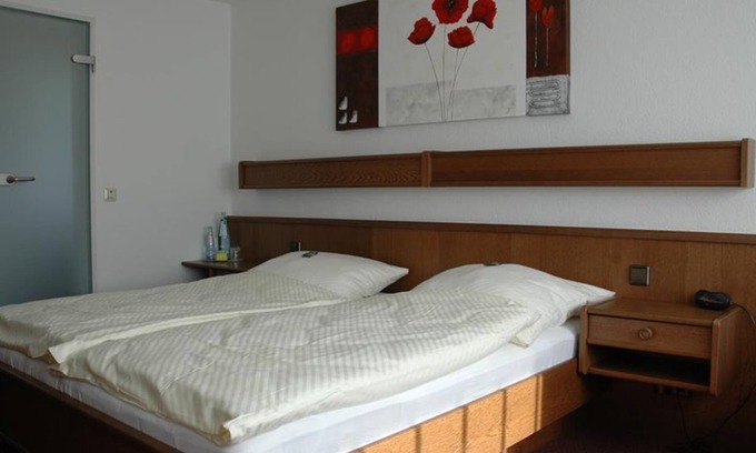 Hasenfeld Cama Y Desayuno | Habitación Doble con ducha / WC - Haus Diefenbach, Pension Ferienwohnungen