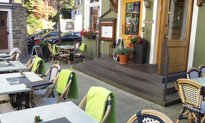 Monschau Hotel | Habitación doble con ducha / WC - Hotel Alt Montjoie