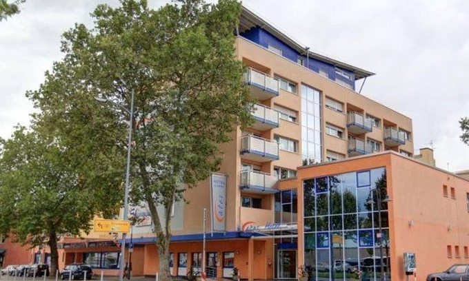 Kehl Apartamento | Vrbo Property