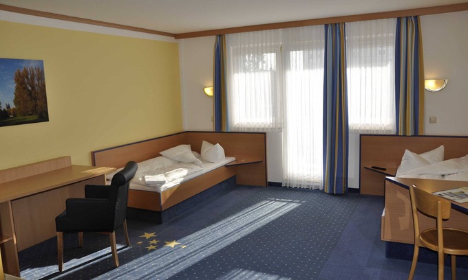 Handelshafen Casa | Habitación doble TWIN (3) - sleep & go Hotel Magdeburg GmbH