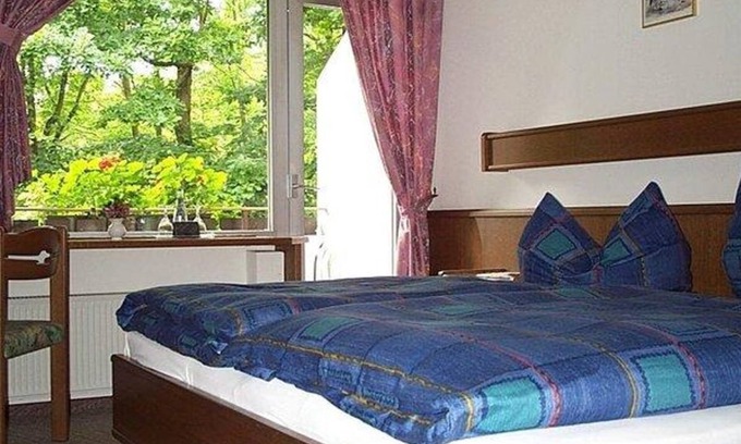 Hasenfeld Cama Y Desayuno | Habitación doble con balcón orientado al oeste - Haus Diefenbach, Pension Ferienwohnungen