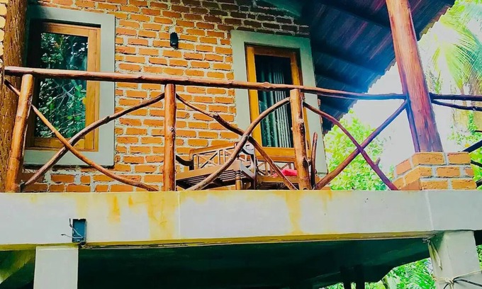 Mallawapitiya Casa | Double Room with Garden View - THE HIDEOUT KURUNEGALA