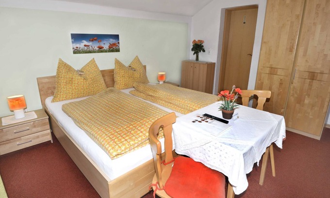 Thaur Apartamento | Habitación doble con ducha y WC 2 - Gästehaus Sonnenheim