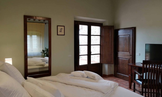 Sassetta Apartamento | Double room with veranda "Verde"