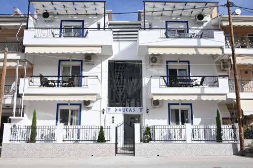 Paralia Ofryniou Apartamento | Doukas Aparthotel