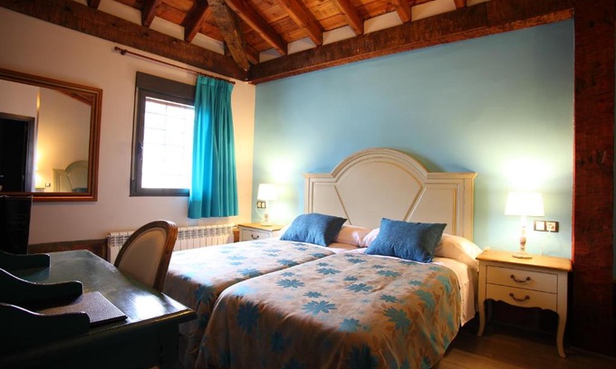 Soria Casa | Douris Temple