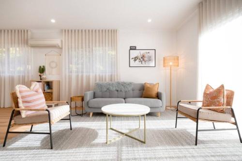 Riverside Casa | Dovecote - Launceston Luxury