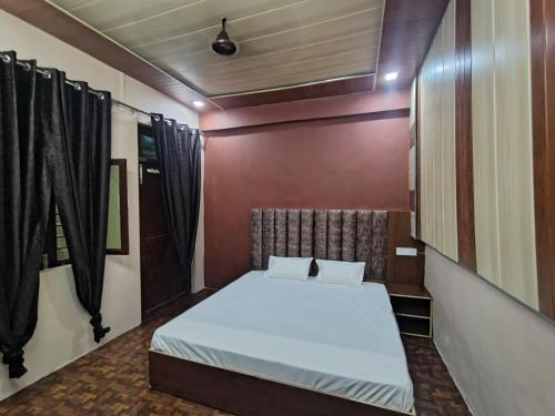 Bullawala Casa | Down Hill Homestays