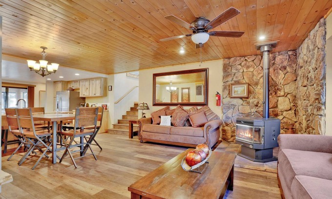 Big Bear Chalet De Esquí | Downey Family Retreat- Relaxing Chalet- Games