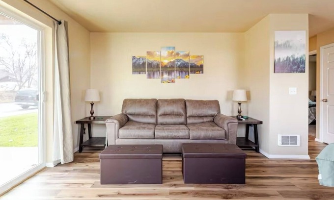 Franklin to the Fort Apartamento | Downstairs Neighbor Retreat in the middle of Missoula