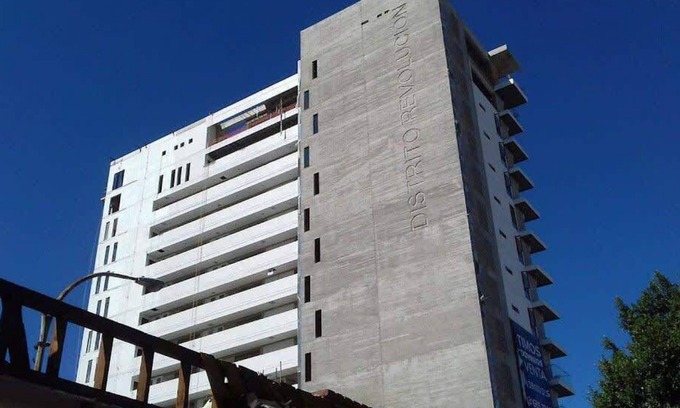 Zona Rio Condominio | Downtown 1 BR Suite in Av Revolucion Tijuana