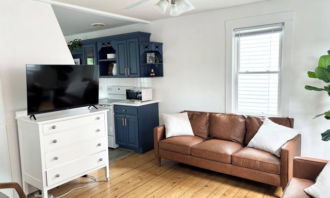 Bristol Casa | Downtown, 3 Blocks to Ocean!
