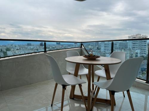 Kocasinan Apartamento | Downtown Antalya XL Family Stay