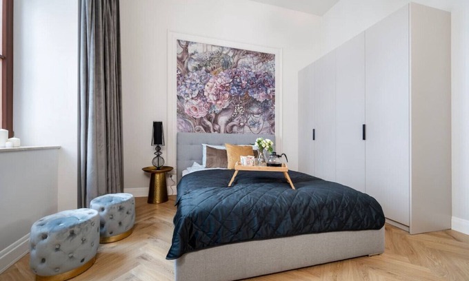 Lodz Apartamento | Downtown Apt - 42m2, Top Location - by Rentujemy