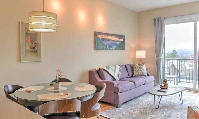 South French Broad Condominio | Nuevo condominio de lujo en el centro de Asheville Condotel ~ 45 Asheland Ave. Unidad # 501