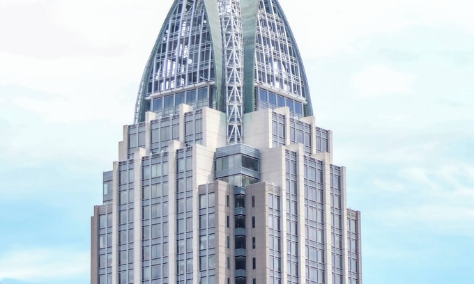 Central Business District Apartamento | Downtown Cozy 2 BR Apt - 4min drive MardiGras Park
