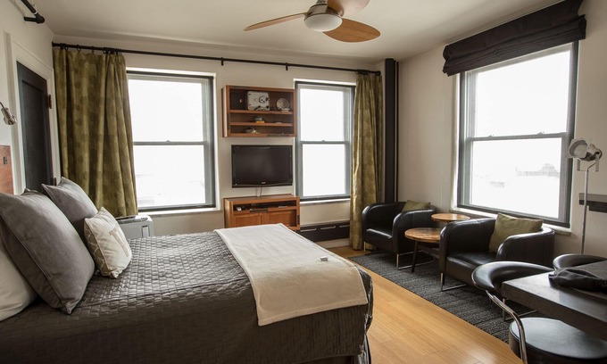 Heart of Missoula Condominio | Downtown Historic Wilma - estilo de vida urbano