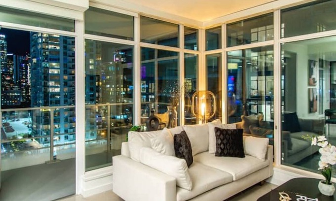 Vernon Apartamento | Downtown LA - Skyline View High Rise