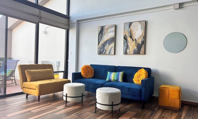 Downtown Honolulu Apartamento | Downtown Luxury Penthouse, Free Parking, Washer/Dryer
