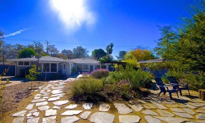 Ojai Casa | El centro moderno de mediados de siglo con vistas nocturnas estrelladas, con bañera de hidromasaje,