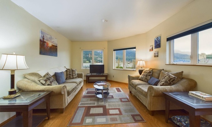 Downtown Juneau Apartamento | Downtown Ocean view Apt, next to Cruise Ship Docks